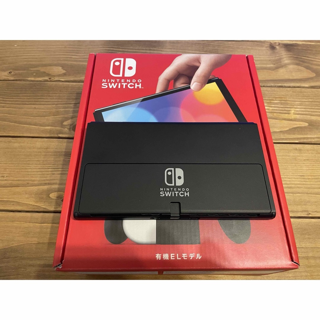 Nintendo Switch 有機ELモデル 本体のみ エンタメ/ホビーのゲームソフト/ゲーム機本体(家庭用ゲーム機本体)の商品写真