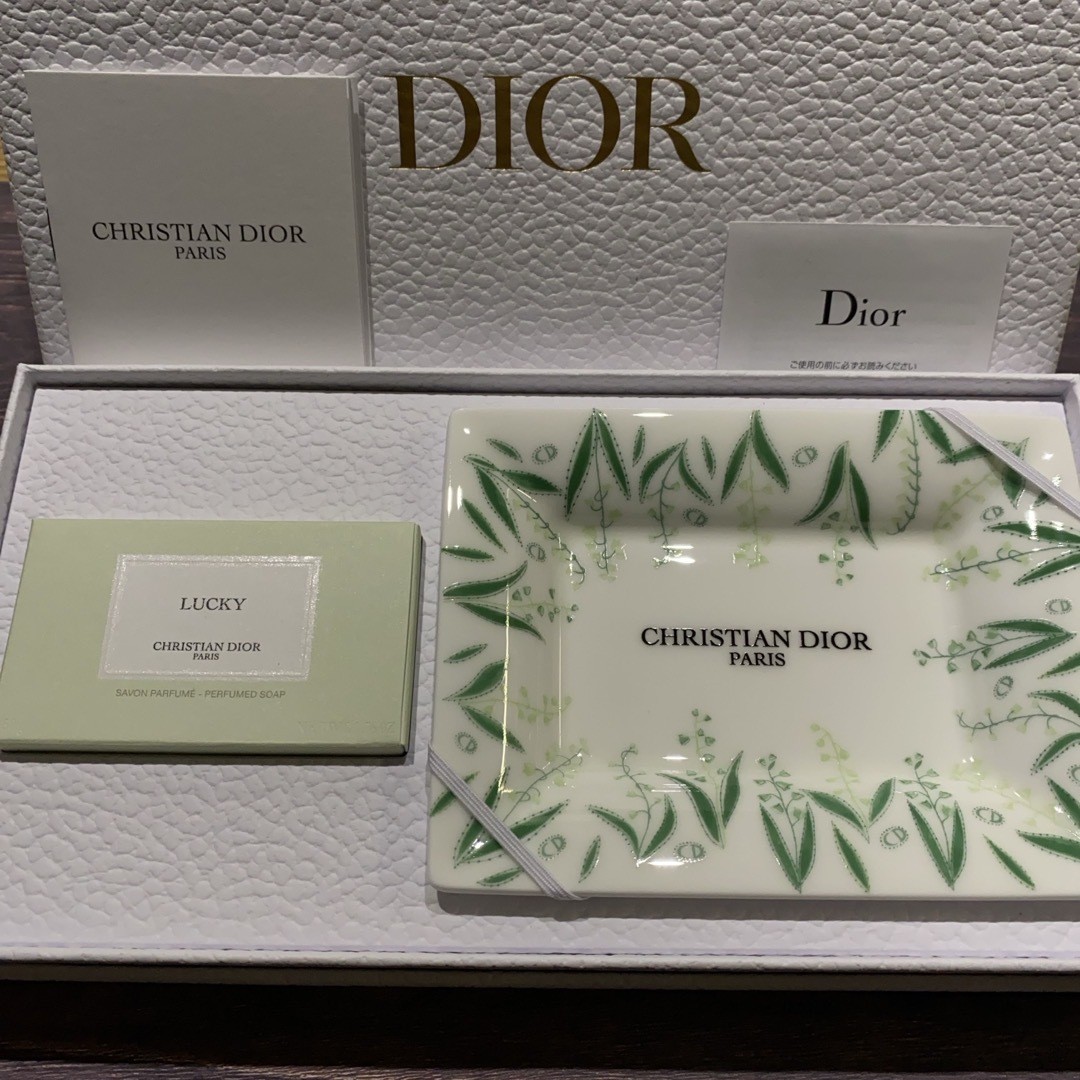 Dior(ディオール)の【新品】DIOR  ラッキー ソープ セット コスメ/美容のボディケア(ボディソープ/石鹸)の商品写真