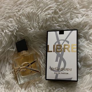 Yves Saint Laurent Beaute - 【特典ポーチ・箱付き】イヴサンローラン 香水 リブレ　30ml