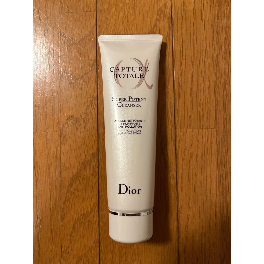 Dior(ディオール)のカプチュール トータル クレンザー N コスメ/美容のスキンケア/基礎化粧品(洗顔料)の商品写真
