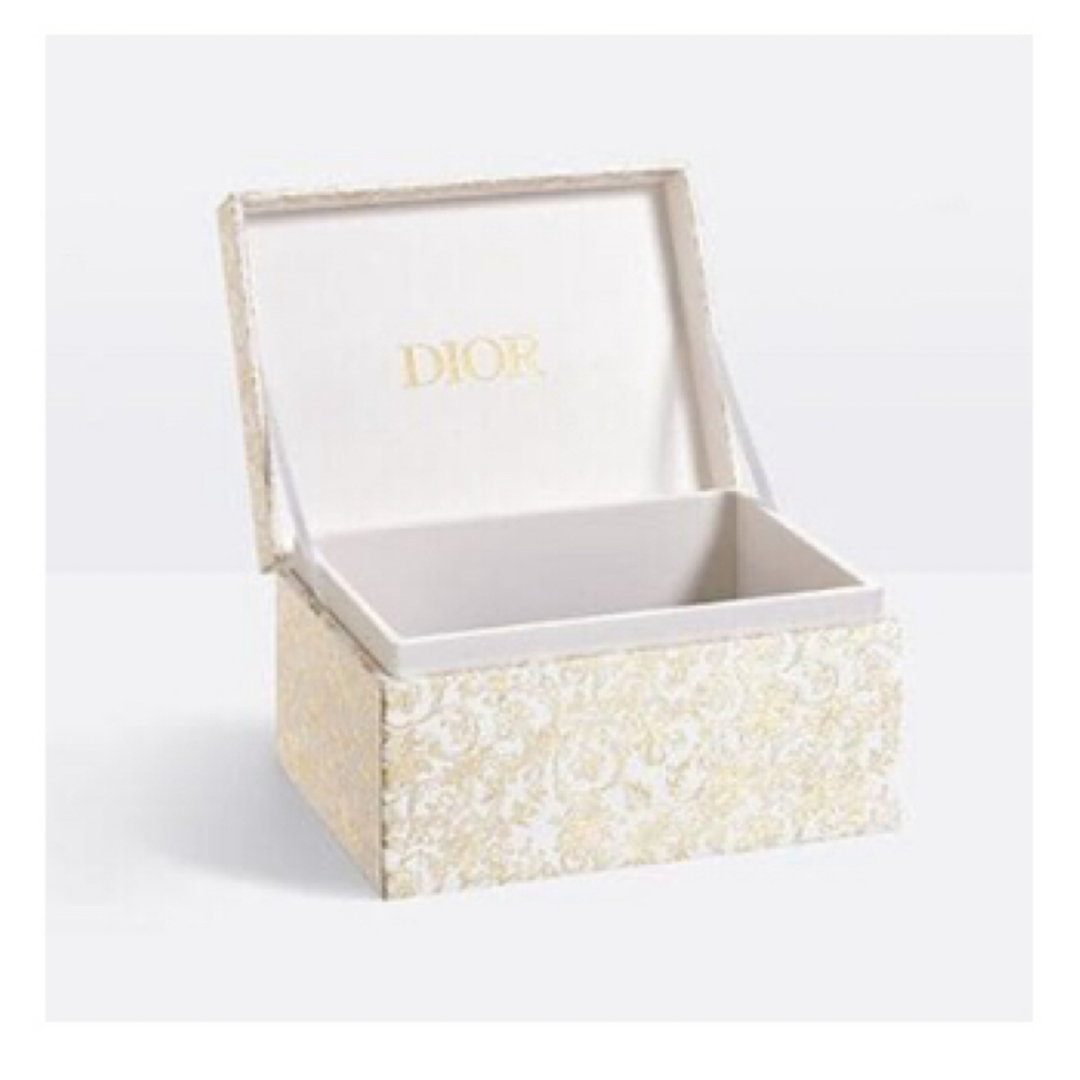 Dior(ディオール)の【新品】DIOR  オリジナルボックス インテリア/住まい/日用品の収納家具(ケース/ボックス)の商品写真