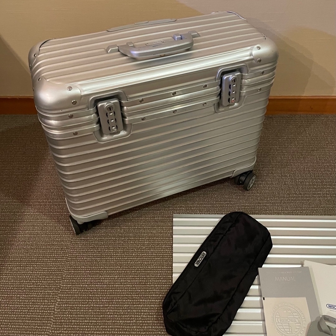 RIMOWA - リモワ パイロット RIMOWA PILOT の通販 by RIMOWA - リモワ パイロット RIMOWA PILOT の通販 by