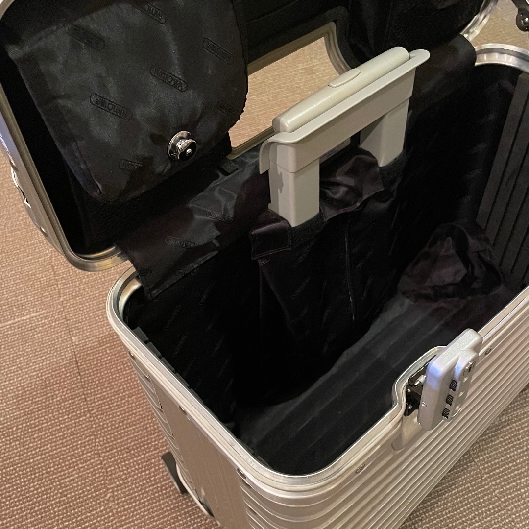 RIMOWA - リモワ パイロット RIMOWA PILOT の通販 by RIMOWA - リモワ パイロット RIMOWA PILOT の通販 by