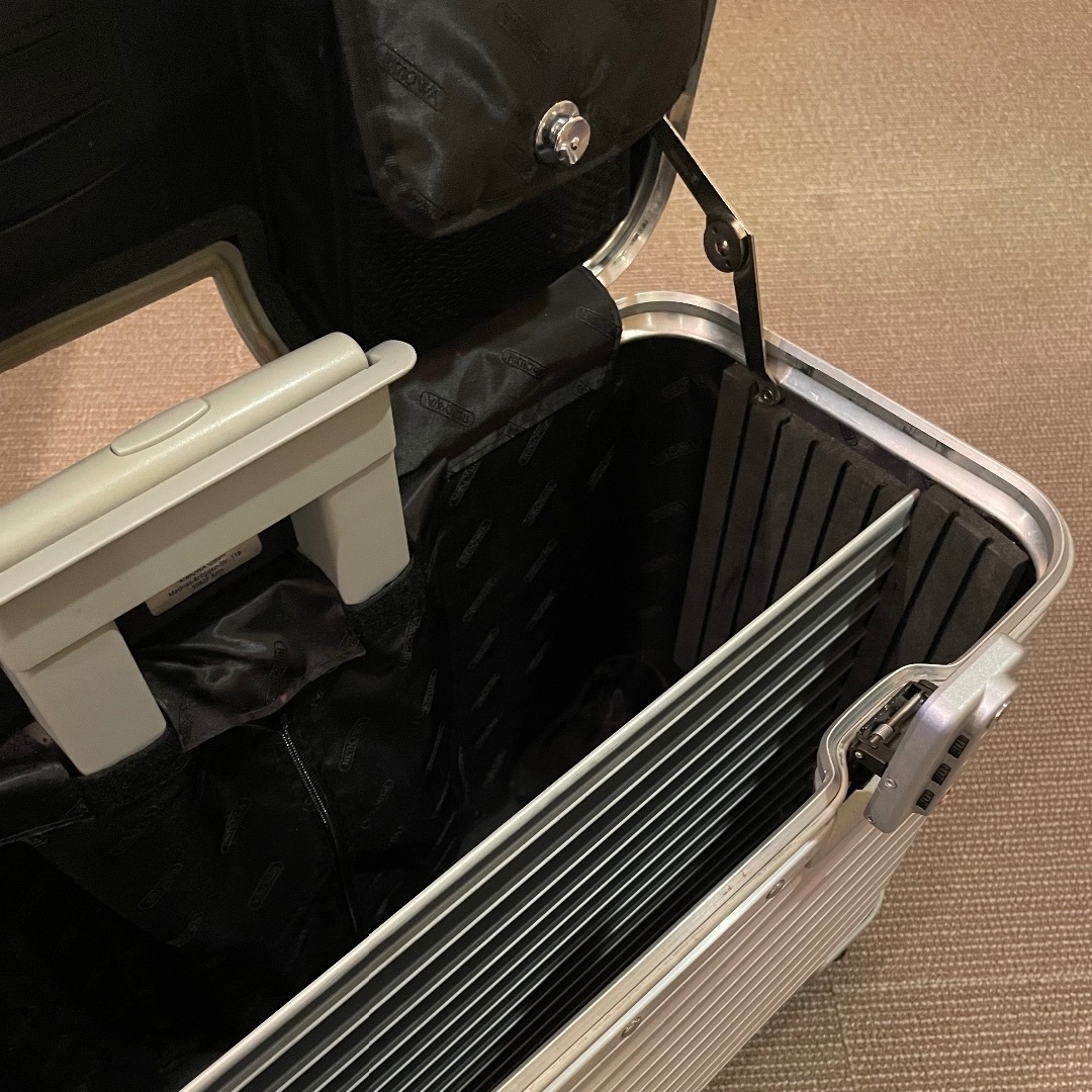 RIMOWA - リモワ パイロット RIMOWA PILOT の通販 by RIMOWA - リモワ パイロット RIMOWA PILOT の通販 by