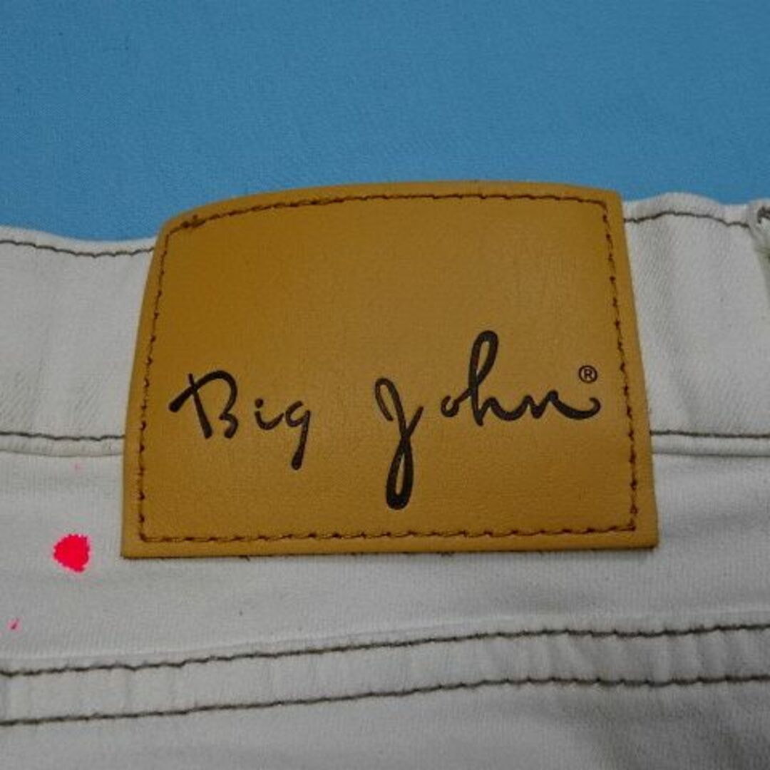 BIG JOHN(ビッグジョン)のビッグジョン☆超ストレッチ☆白M3キャロットレッグ☆28☆ウェスト約80～86 メンズのパンツ(デニム/ジーンズ)の商品写真