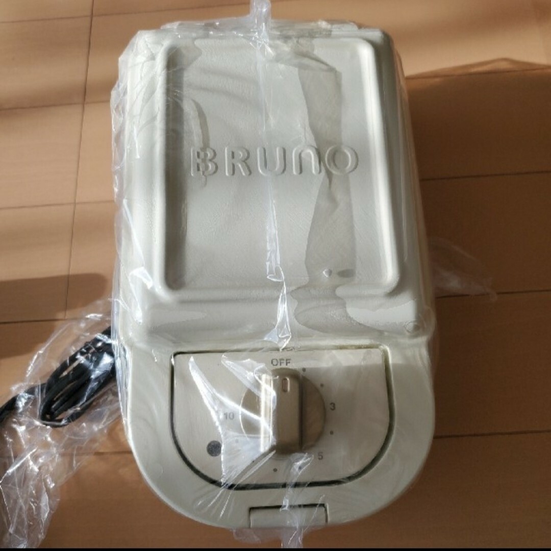 BRUNO(ブルーノ)の【ラクマ様再出品】ブルーノ ホットサンドメーカー スマホ/家電/カメラの調理家電(サンドメーカー)の商品写真