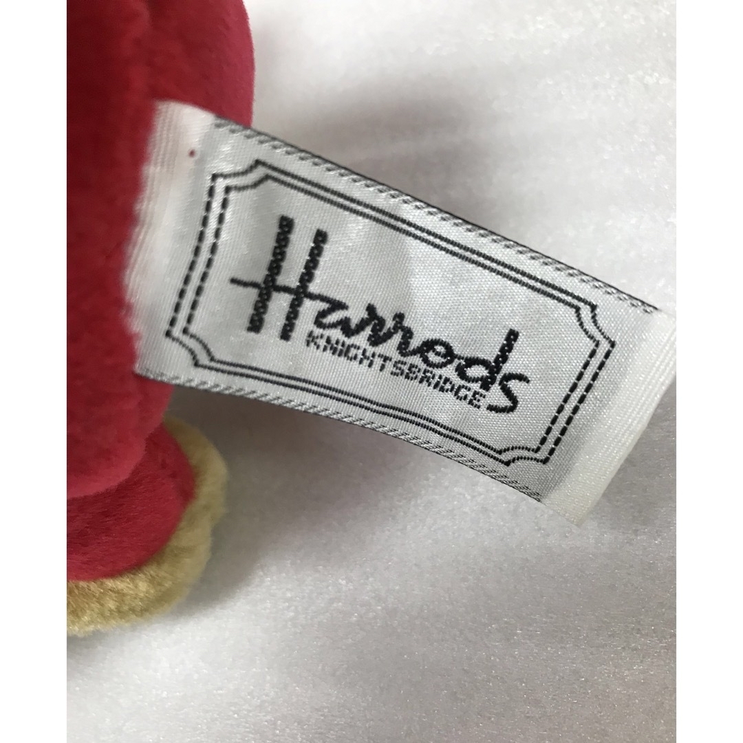 Harrods(ハロッズ)のHarrods ハロッズ テディベア【バッキンガム 衛兵】 エンタメ/ホビーのおもちゃ/ぬいぐるみ(ぬいぐるみ)の商品写真