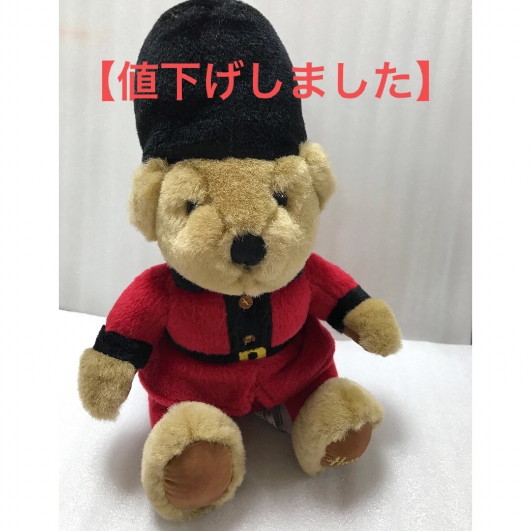 Harrods(ハロッズ)のHarrods ハロッズ テディベア【バッキンガム 衛兵】 エンタメ/ホビーのおもちゃ/ぬいぐるみ(ぬいぐるみ)の商品写真