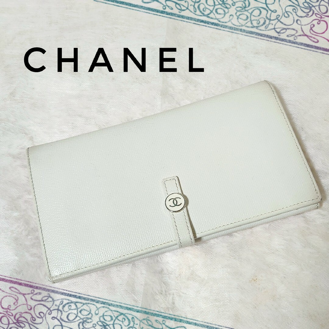 長財布良品♡CHANEL♡ココマーク ココボタンレザー 二つ折り 長財布 ホワイト