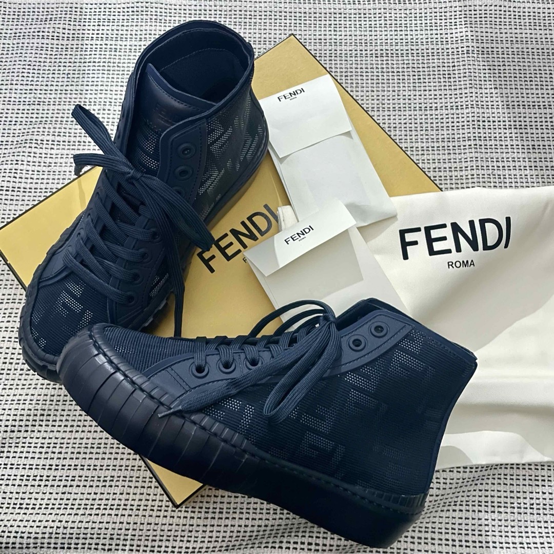 FENDI - フェンディのフォースレースアップスニーカー 24-24.5cm FENDI - フェンディのフォースレースアップスニーカー 24-24.5cm