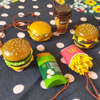 マクドナルド(マクドナルド)のマクドナルド🍔 ストラップ６個セット♪(ノベルティグッズ)