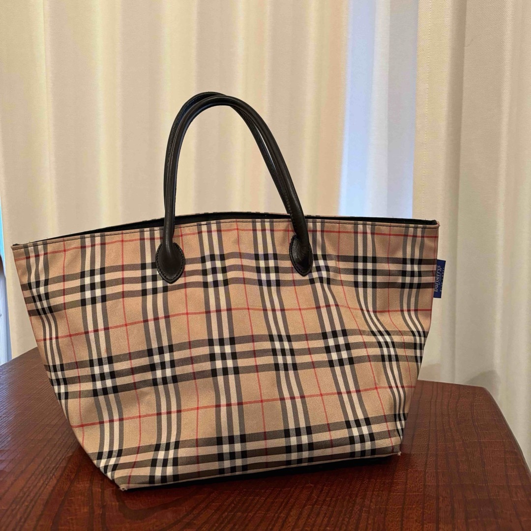 BURBERRY BLUE LABEL(バーバリーブルーレーベル)のバーバリーブルーレーベル　トートバッグ レディースのバッグ(トートバッグ)の商品写真