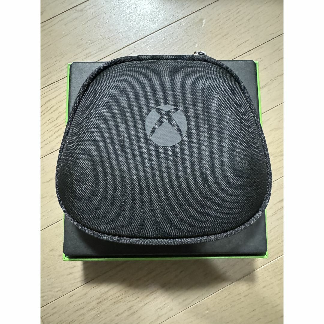 Microsoft(マイクロソフト)の【純正品】Xbox Elite ワイヤレス コントローラー シリーズ 2 エンタメ/ホビーのゲームソフト/ゲーム機本体(家庭用ゲーム機本体)の商品写真