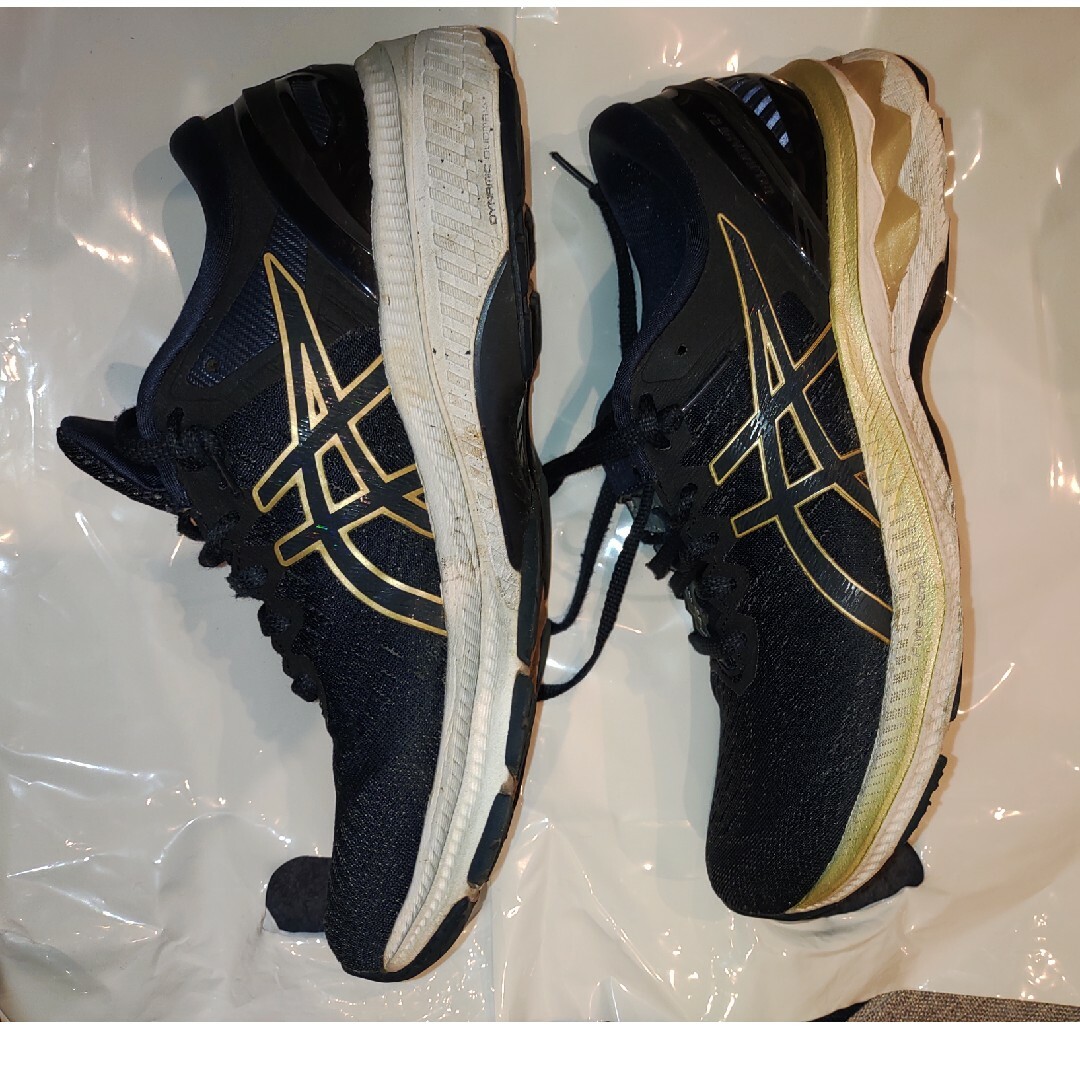 asics(アシックス)のGEL-KAYANO27 レディース スポーツ/アウトドアのランニング(シューズ)の商品写真