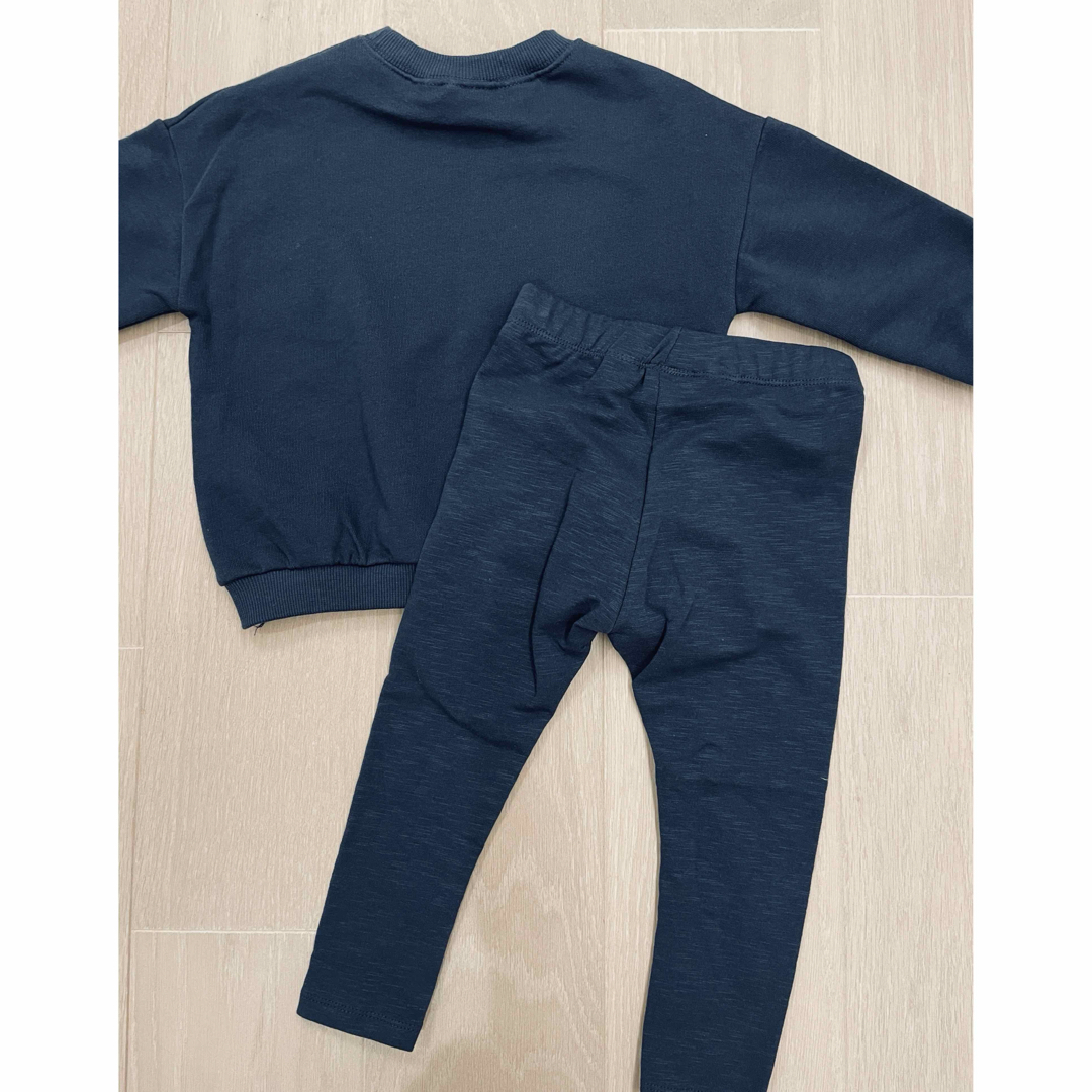 ZARA KIDS(ザラキッズ)のザラ ベビー ディズニー ミッキー セットアップ トレーナー レギンス キッズ/ベビー/マタニティのキッズ服男の子用(90cm~)(Tシャツ/カットソー)の商品写真