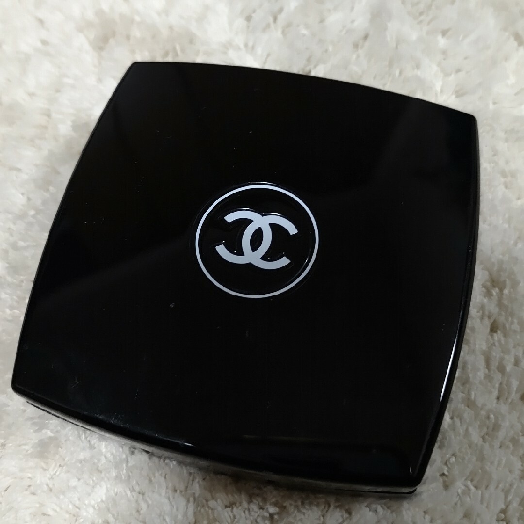 CHANEL(シャネル)のCHANEL レキャトルオンブル 78BLUE NOTES コスメ/美容のベースメイク/化粧品(アイシャドウ)の商品写真