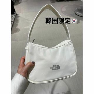 ザノースフェイス(THE NORTH FACE)の日本未発売 ノースフェイス ホワイトレーベル  HOBO バッグ 白(ショルダーバッグ)