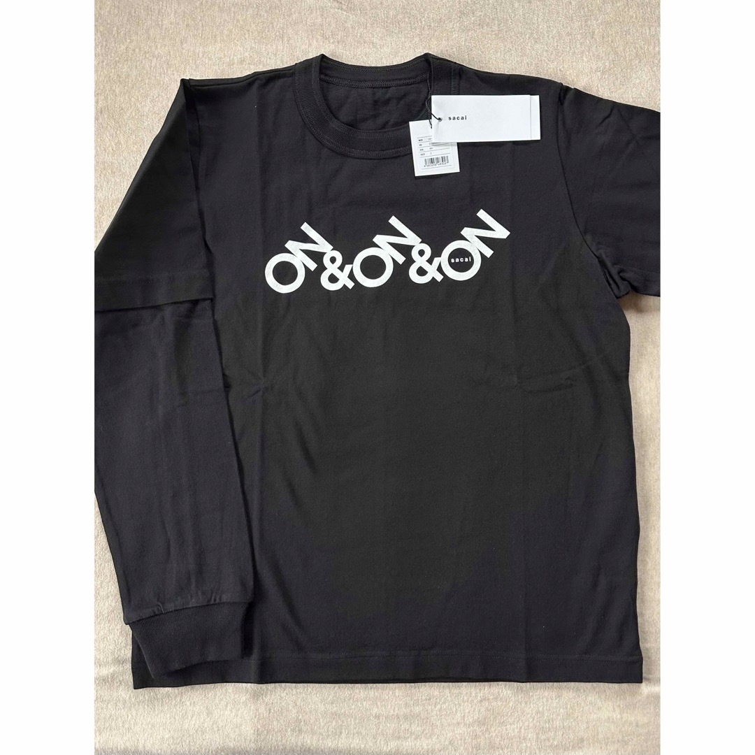 sacai(サカイ)の黒2新品 sacai ON & ON ロング Tシャツ ブラック サカイ メンズ メンズのトップス(スウェット)の商品写真