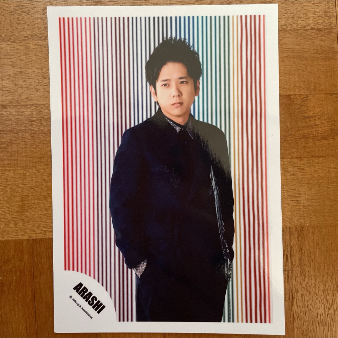 嵐(アラシ)の嵐 二宮和也 公式写真 生写真 公式グッズ エンタメ/ホビーのタレントグッズ(アイドルグッズ)の商品写真