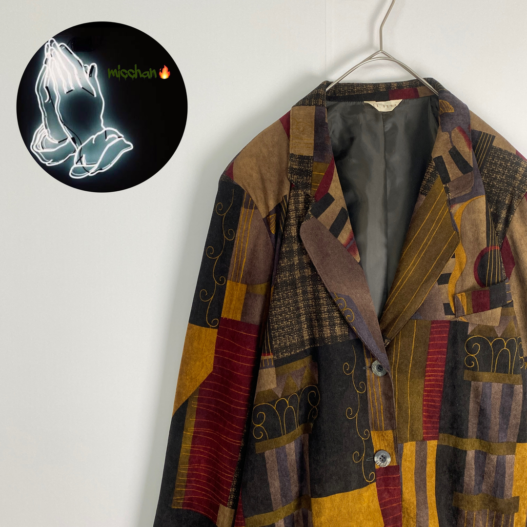 【薄生地ジャケット　総柄　黒　赤　黄色　古着】 メンズのジャケット/アウター(テーラードジャケット)の商品写真