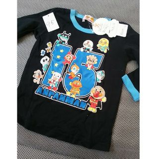 アンパンマン(アンパンマン)のアンパンマン新品未使用タグ付きキャラクターいっぱいトップスロンT黒(Tシャツ/カットソー)