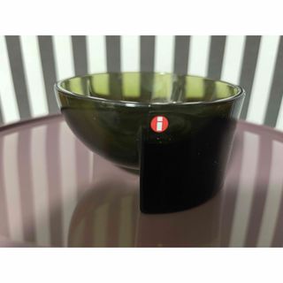 イッタラ(iittala)のKuru / iittala ガラスボウル / モスグリーン(置物)