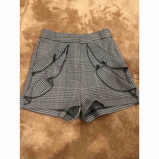 ザラ(ZARA)のZARA ショートパンツ(ショートパンツ)