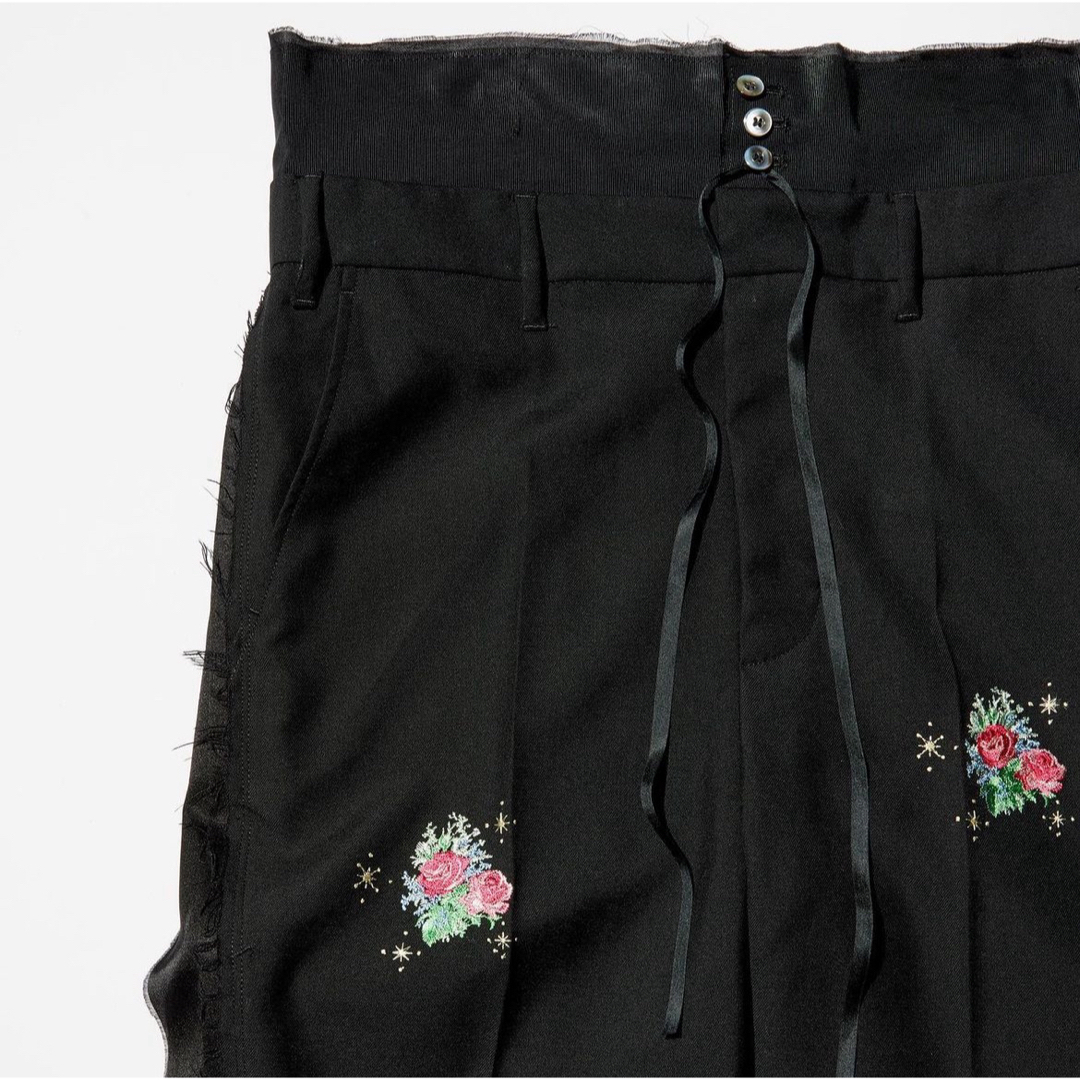 <Midorikawa> Rose Embroidered Slacks メンズのパンツ(スラックス)の商品写真