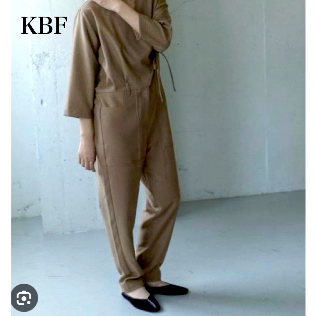 KBF(ケービーエフ)のKBFケービーエフ　カシュクールオールインワン　つなぎ　ブラウン　FREE　 レディースのパンツ(サロペット/オーバーオール)の商品写真