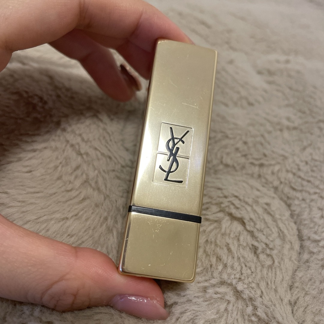 Yves Saint Laurent(イヴサンローラン)のイヴ・サンローラン　ルージュビュールクチュール コスメ/美容のベースメイク/化粧品(口紅)の商品写真