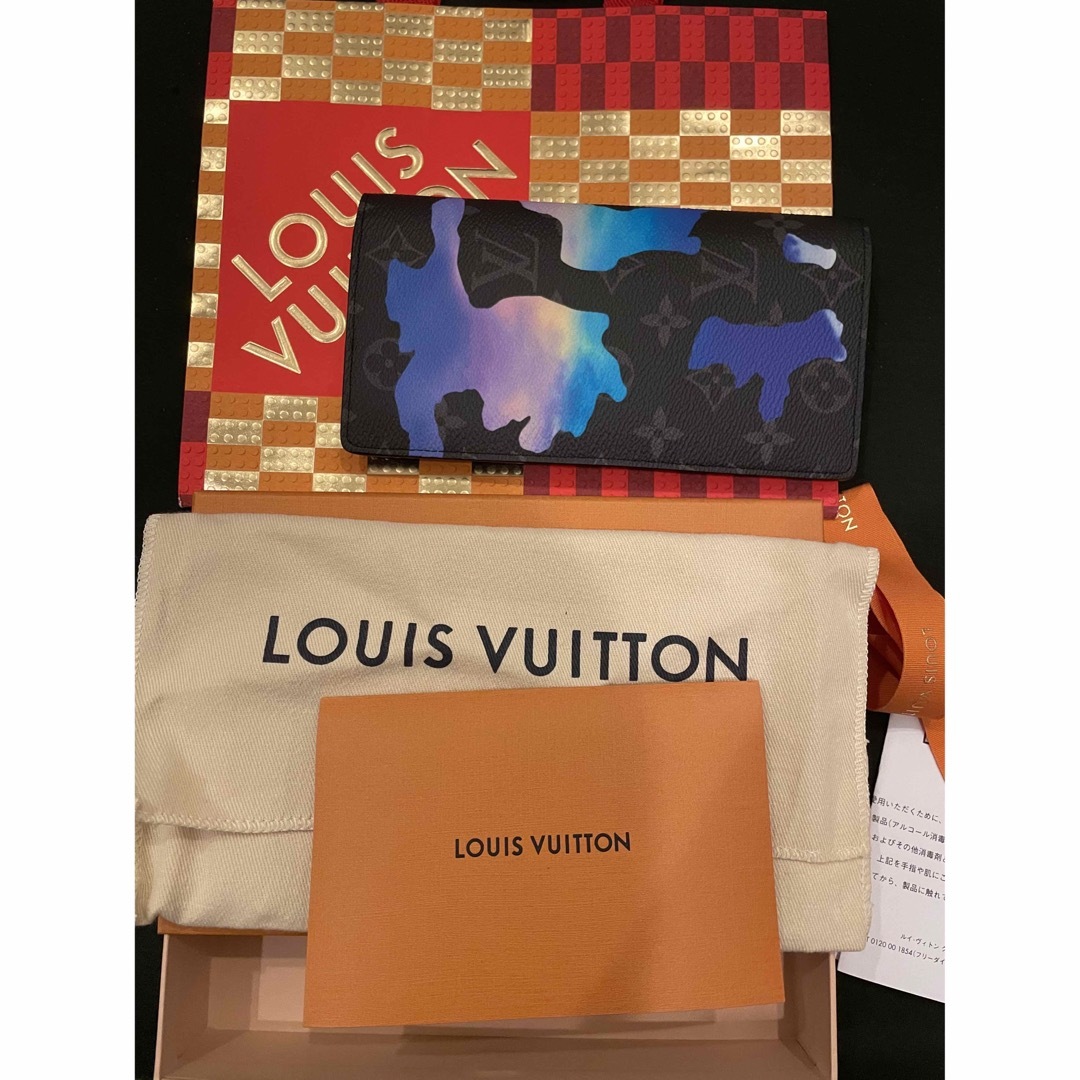 LOUIS VUITTON(ルイヴィトン)の最安値　限定希少《ルイヴィトン》ブラザ　ルーム ウィズ ア ビュー M81752 メンズのファッション小物(長財布)の商品写真