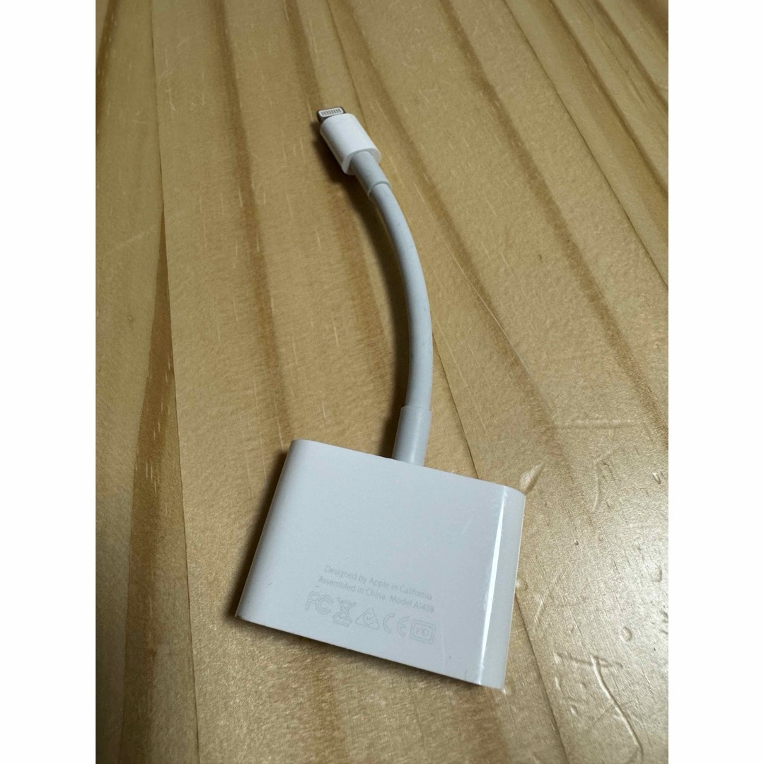 Apple(アップル)の美品 Apple純正 Lightning Digital AVアダプタ HDMI スマホ/家電/カメラのPC/タブレット(PC周辺機器)の商品写真