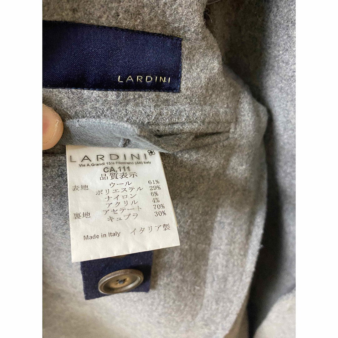 LARDINI(ラルディーニ)のラルディーニ チェスターコート 46 ライトグレー メンズのジャケット/アウター(チェスターコート)の商品写真