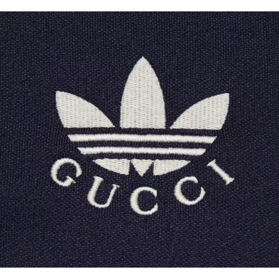 Gucci(グッチ)の【GUCCI】 x 【adidas】 コラボ ジャージ Sサイズ、新品未使用品！ メンズのトップス(ジャージ)の商品写真