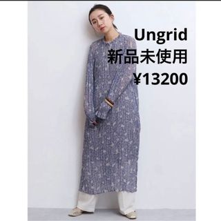 アングリッド(Ungrid)の【新品未使用】Ungrid フラワープリントロングワンピース(ロングワンピース/マキシワンピース)