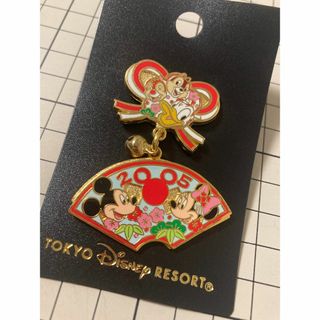 ディズニー(Disney)の東京ディズニーランド「謹賀新年2005」ピンバッジ お正月 チップ＆デール(その他)