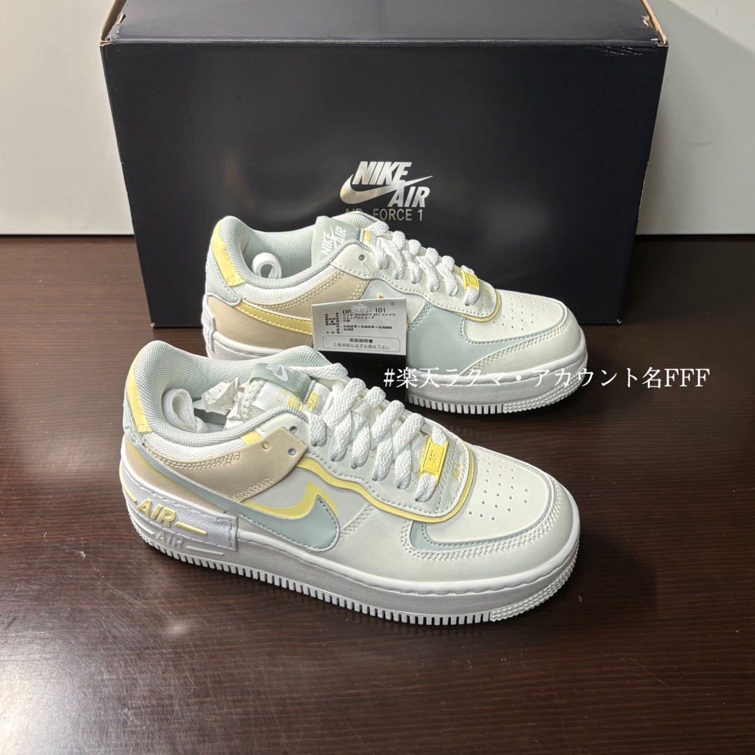 NIKE(ナイキ)の【新品22.5cm】NIKE エアフォース１シャドウ ホワイト/イエロー 厚底 レディースの靴/シューズ(スニーカー)の商品写真