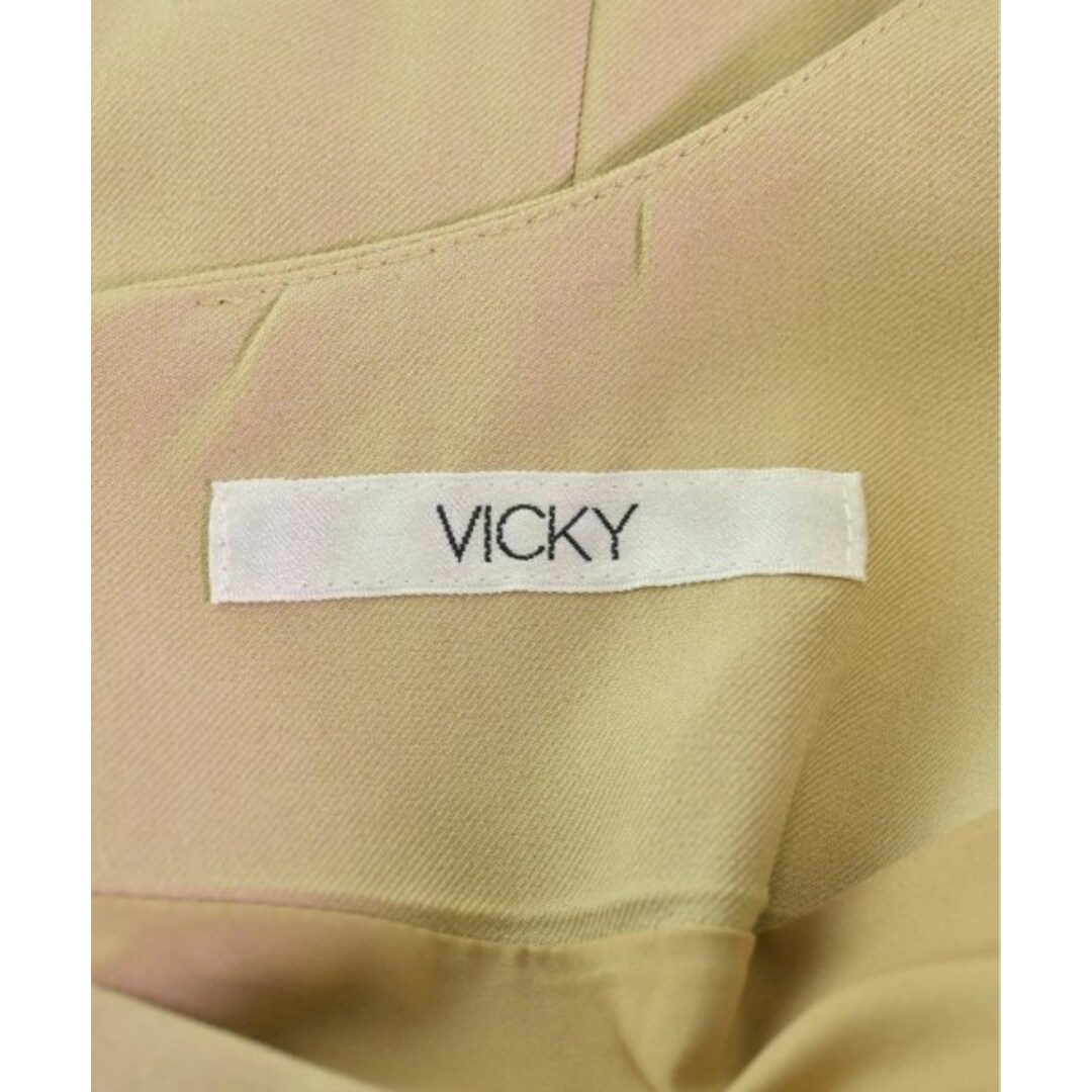 VICKY(ビッキー)のVICKY ヴィッキー ワンピース 2(M位) ベージュ 【古着】【中古】 レディースのワンピース(ひざ丈ワンピース)の商品写真