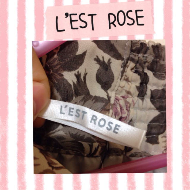 L'EST ROSE(レストローズ)のレストローズ スカート レディースのスカート(ひざ丈スカート)の商品写真