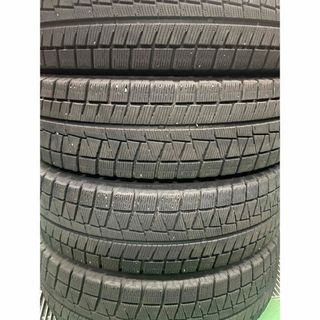 ブリヂストン(BRIDGESTONE)の冬タイヤ　スタッドレスタイヤ　205/70R15  中古品　4本セット(タイヤ)