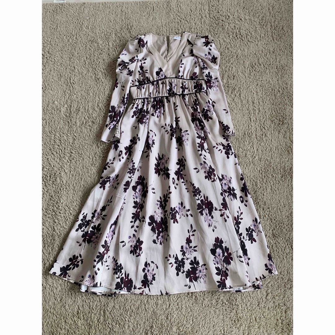 Muse Floral Cut-Out Dress Muse Floral Cut-Out Dress
