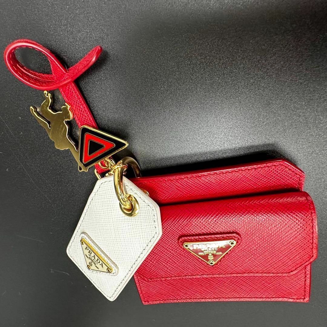 PRADA(プラダ)のプラダ 1TL344 レザー カードケース型 バックチャーム レディースのファッション小物(名刺入れ/定期入れ)の商品写真