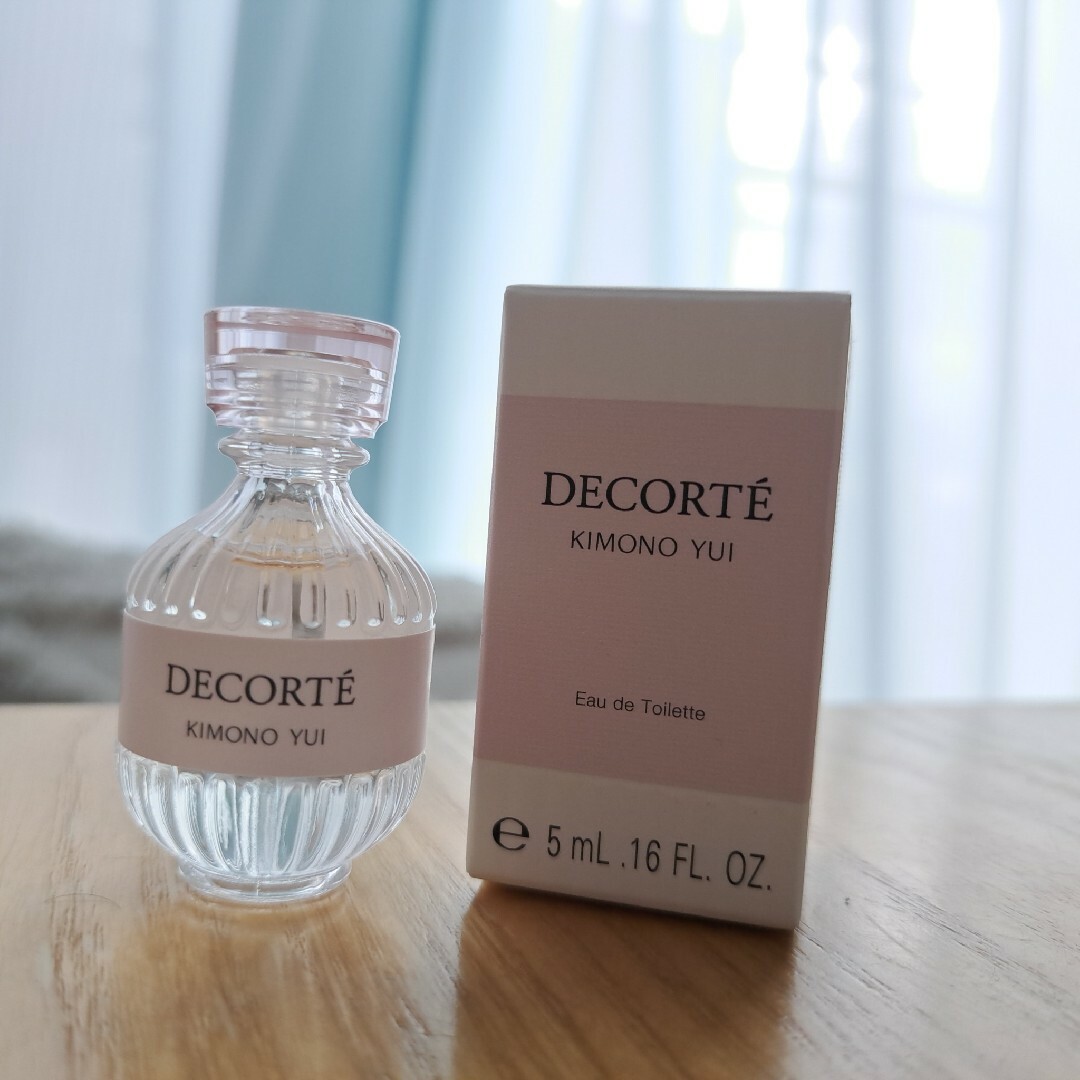 COSME DECORTE(コスメデコルテ)のCOSME DECORTE　コスメデコルテ　オードトワレ（キモノ　ユイ） コスメ/美容の香水(香水(女性用))の商品写真