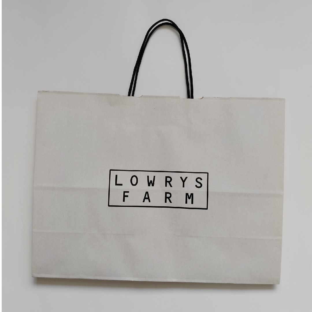 LOWRYS FARM(ローリーズファーム)の未使用　ローリーズファーム　ショップ袋　ショッパー　紙袋　LOWRYS FARM レディースのバッグ(ショップ袋)の商品写真