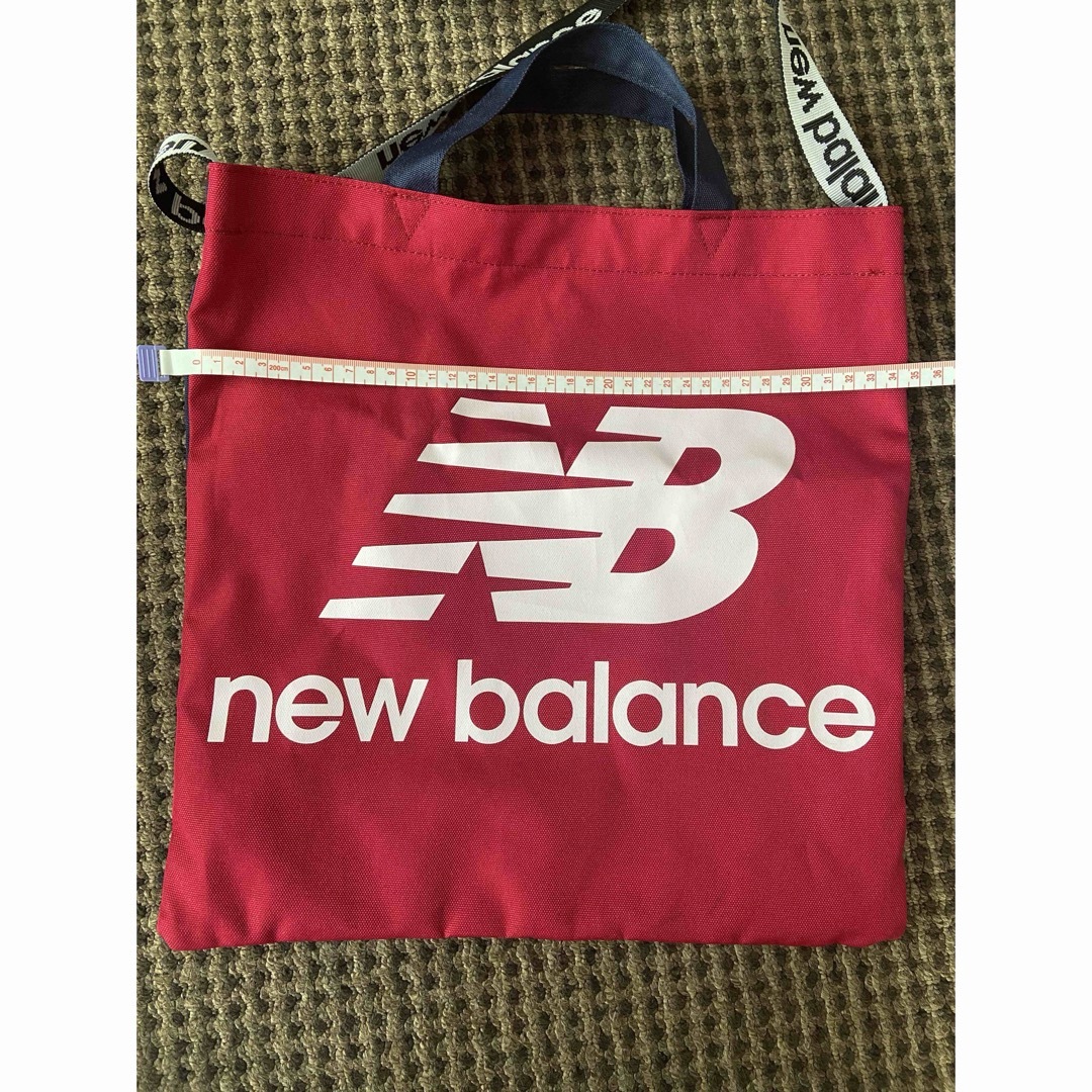 New Balance(ニューバランス)のスポーツ・ショルダーバッグ・レッド・ニューバランス レディースのバッグ(ショルダーバッグ)の商品写真