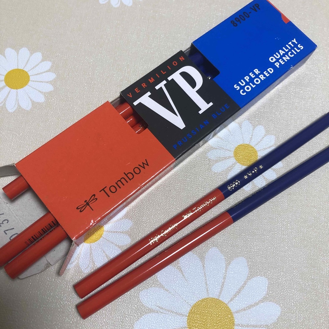 トンボ鉛筆(トンボエンピツ)のトンボ 赤青鉛筆 8900VP 朱藍 8900-VP(11本入) インテリア/住まい/日用品の文房具(その他)の商品写真