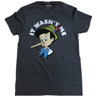 ディズニー(Disney)の【新品】ディズニー　ピノキオ　メンズM Tシャツ　USA輸入　No.10(Tシャツ/カットソー(半袖/袖なし))