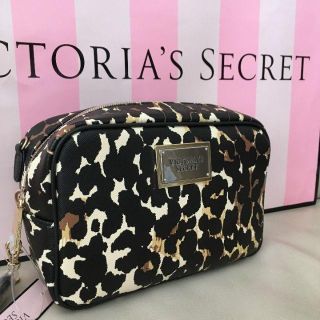 ヴィクトリアズシークレット(Victoria's Secret)の人気レオパード柄♪【VS】新品正規品！便利な斜め掛けバッグ★(ショルダーバッグ)