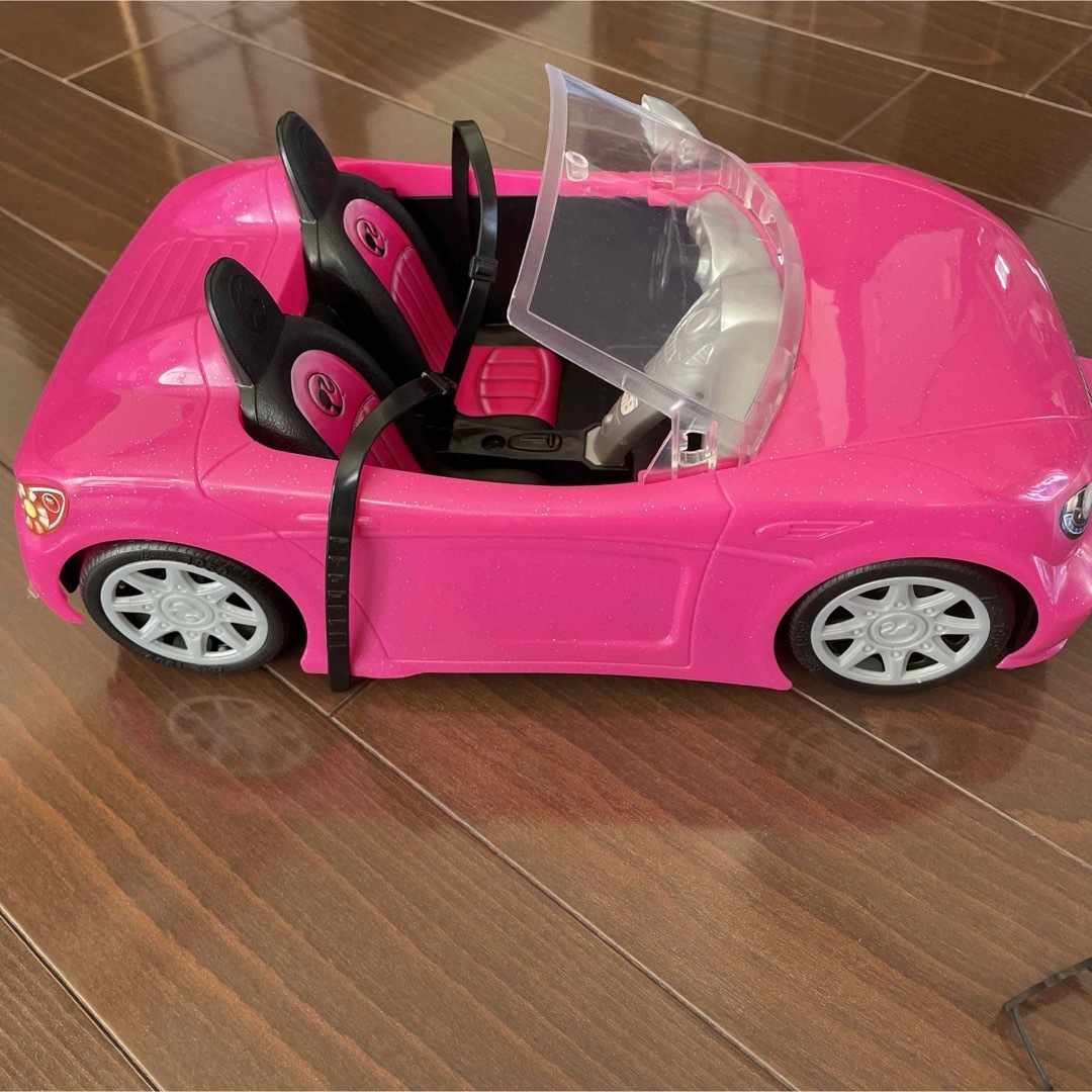 Barbie(バービー)のBarbie バービー　車　オープンカー　ピンク　乗り物　ハワイアン エンタメ/ホビーのおもちゃ/ぬいぐるみ(キャラクターグッズ)の商品写真