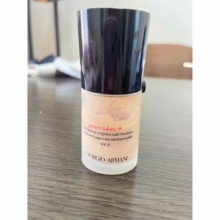 ジョルジオアルマーニ(Giorgio Armani)のパワー ファブリック ファンデーション + armani アルマーニ (ファンデーション)